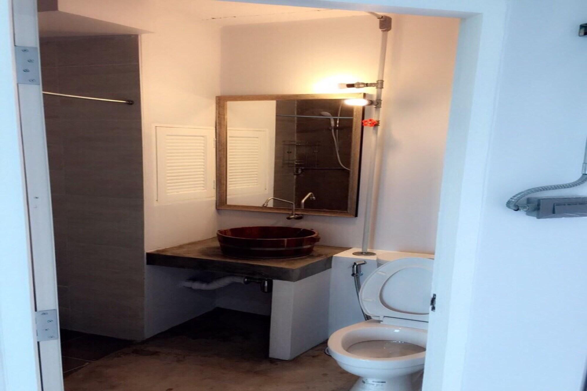 Rinrada Loft Resident Hotell Chiang Mai Eksteriør bilde