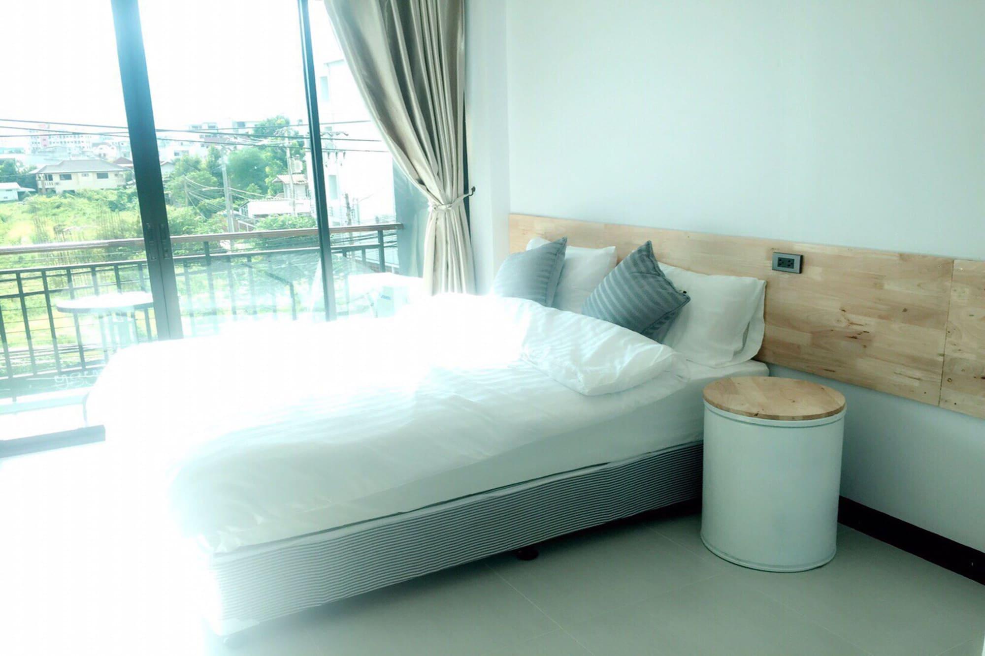 Rinrada Loft Resident Hotell Chiang Mai Eksteriør bilde